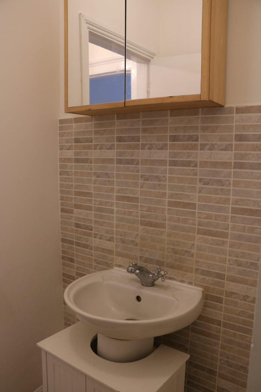 דירות לונדון Victoria Style Flat Near Victoria Station מראה חיצוני תמונה